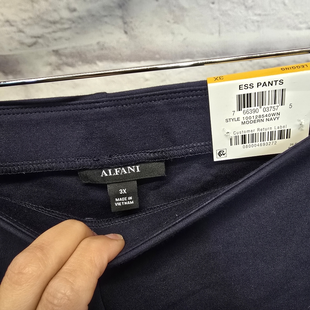 NWT Alfani Pull On Hi Rise Ess Pants In Navy Sz 3X - Picture 4 of 7